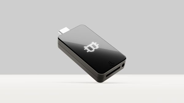 Here’s why a hardware wallet absolutely needs a display